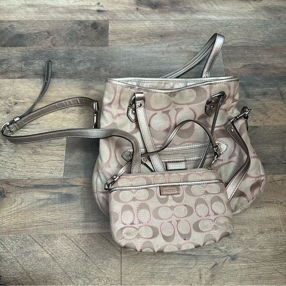 Coach Handbags - VTG | COACH DAISY OUTLINE SET